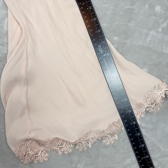 Forever 21 Cream Beige Bell Sleeve Lace Trim Blouse Size L Boho Romantic - Picture 8 of 10